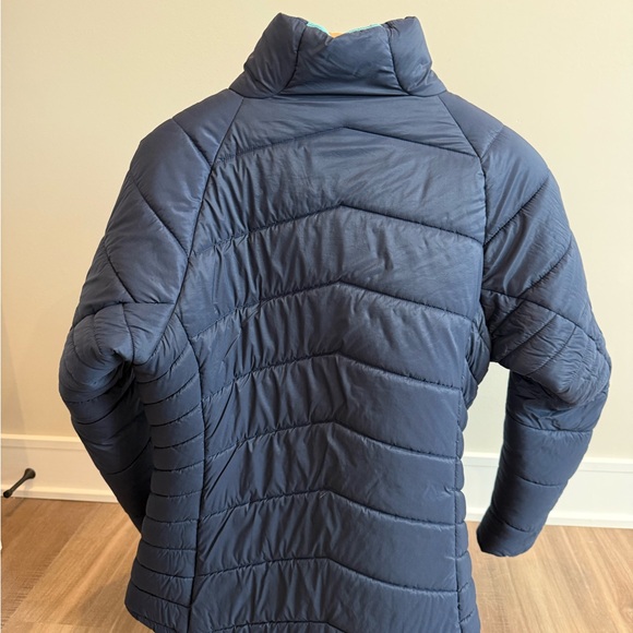 Patagonia Navy Puffer Jacket - Picture 4 of 5